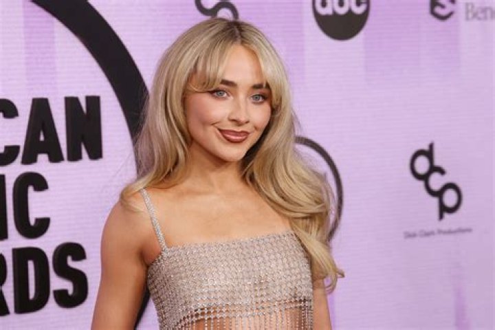 Sabrina Carpenter Nude: Exploring Public Image and Artistic Expression